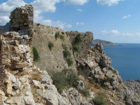 Řecký ostrov Rhodos s hradem Feraklos
