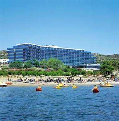 Rhodoský hotel Calypso Beach u moře