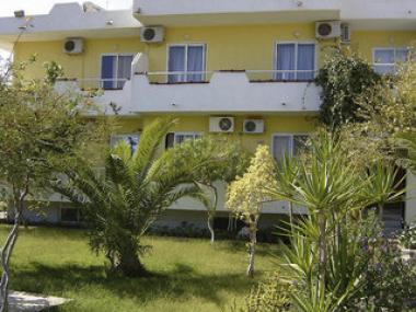 Pohled na ubytovací zařízení Sea Harmony, Rhodos