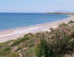 Ostrov Rhodos s pláží u vesnice Lachania